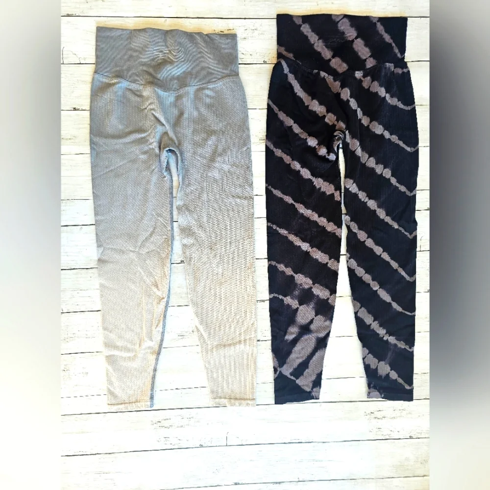 LOT of 2 Victoria's Secret PINK Active Seamless Leggings w/ Large Hidden Pocket - Picture 7 of 13